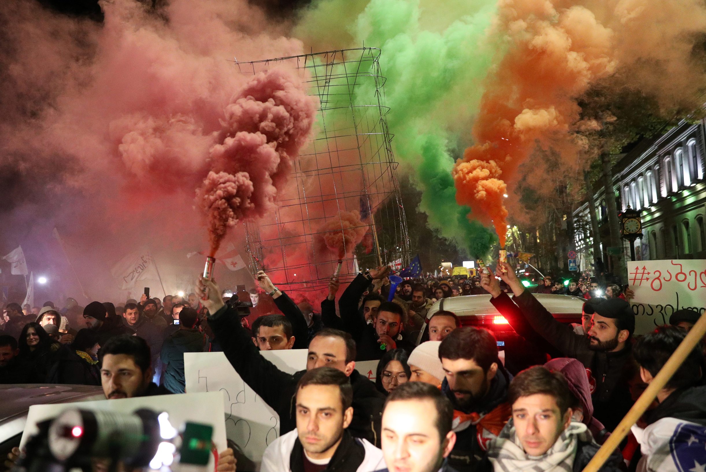 2019-11-25T154718Z_893684799_RC2FID9OEHNZ_RTRMADP_3_GEORGIA-POLITICS-PROTEST