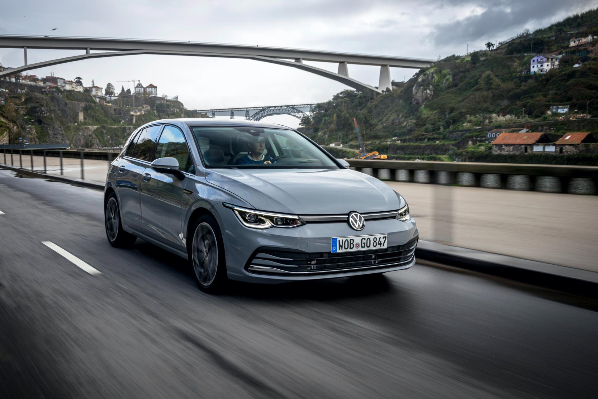 2020-VW-Golf-Mk8-46