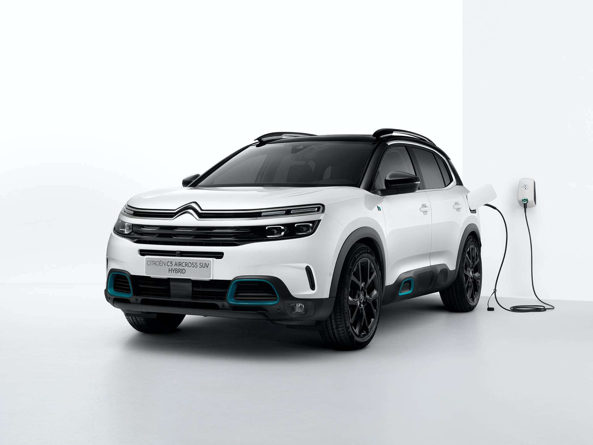 2020-Citroen-C5-Aircross-Hybrid-17