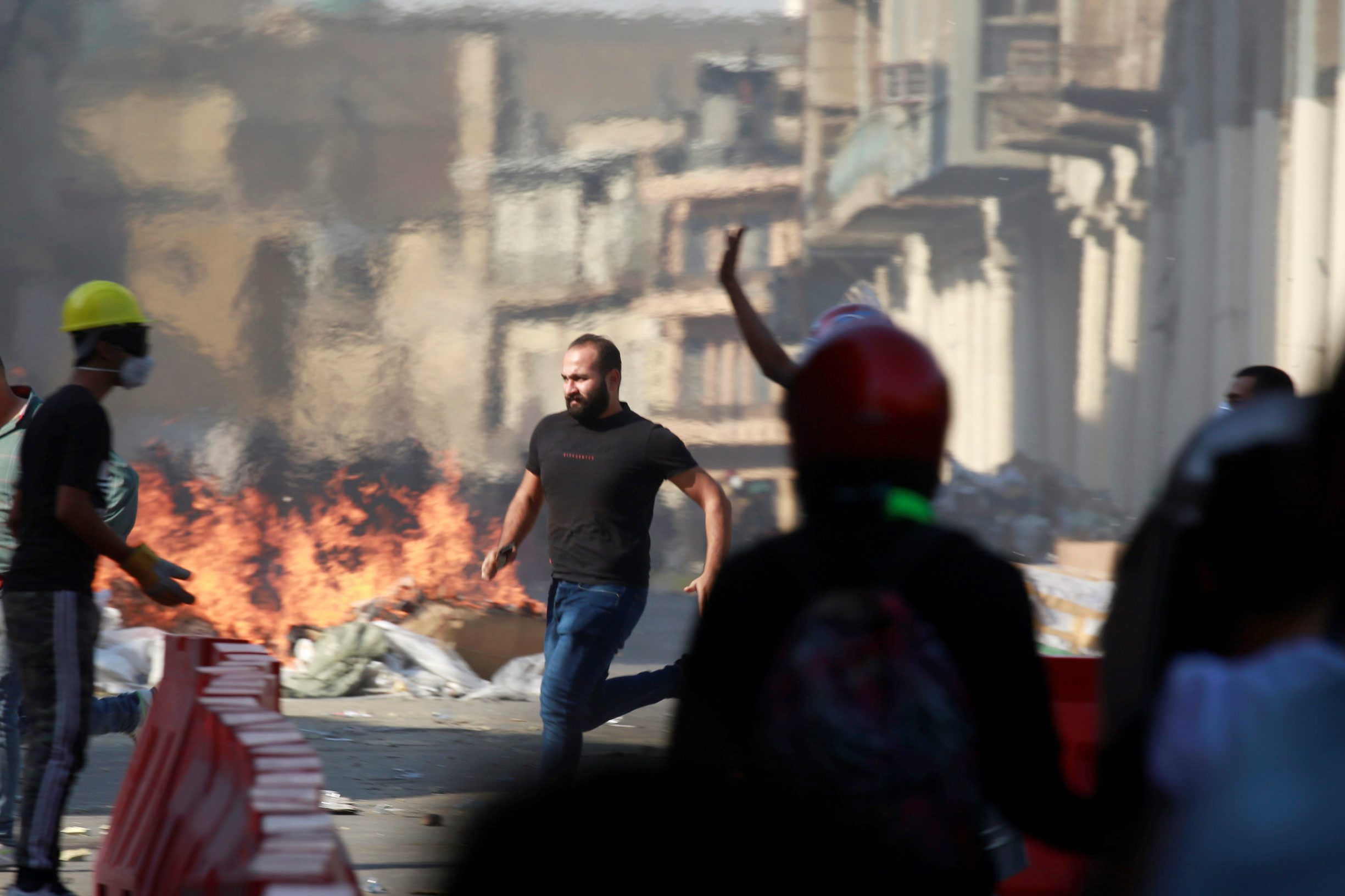 2019-11-07T122621Z_1214990444_RC2C6D952KGU_RTRMADP_3_IRAQ-PROTESTS