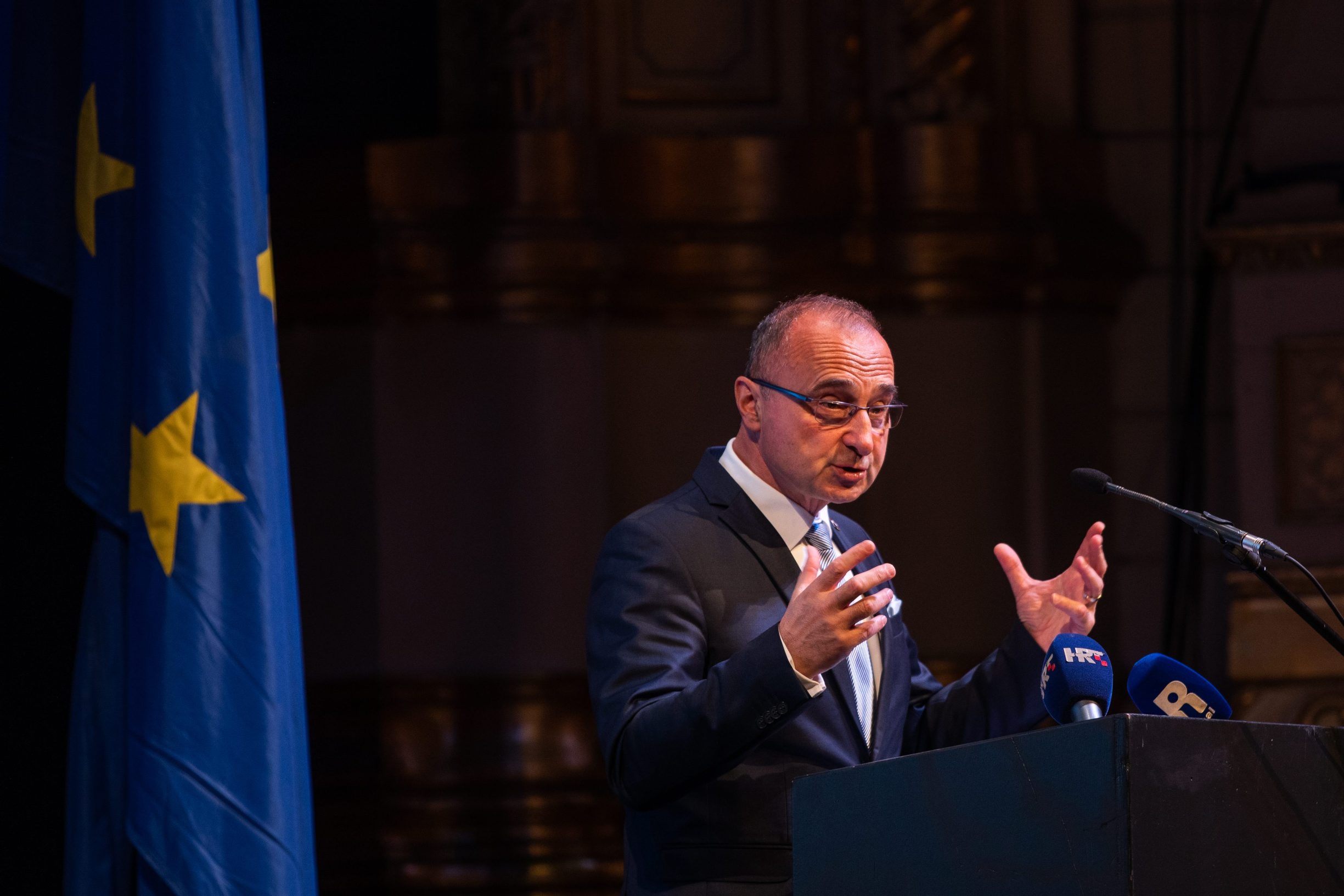 Gordan Grlić Radman