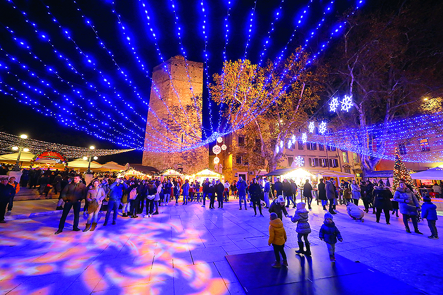 008-Hot-Staff-29-11-2018--foto-Filip-Brala-25