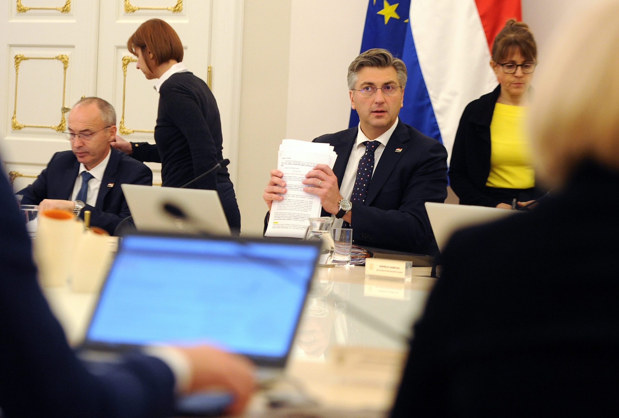 vlada_sjednica5-111219