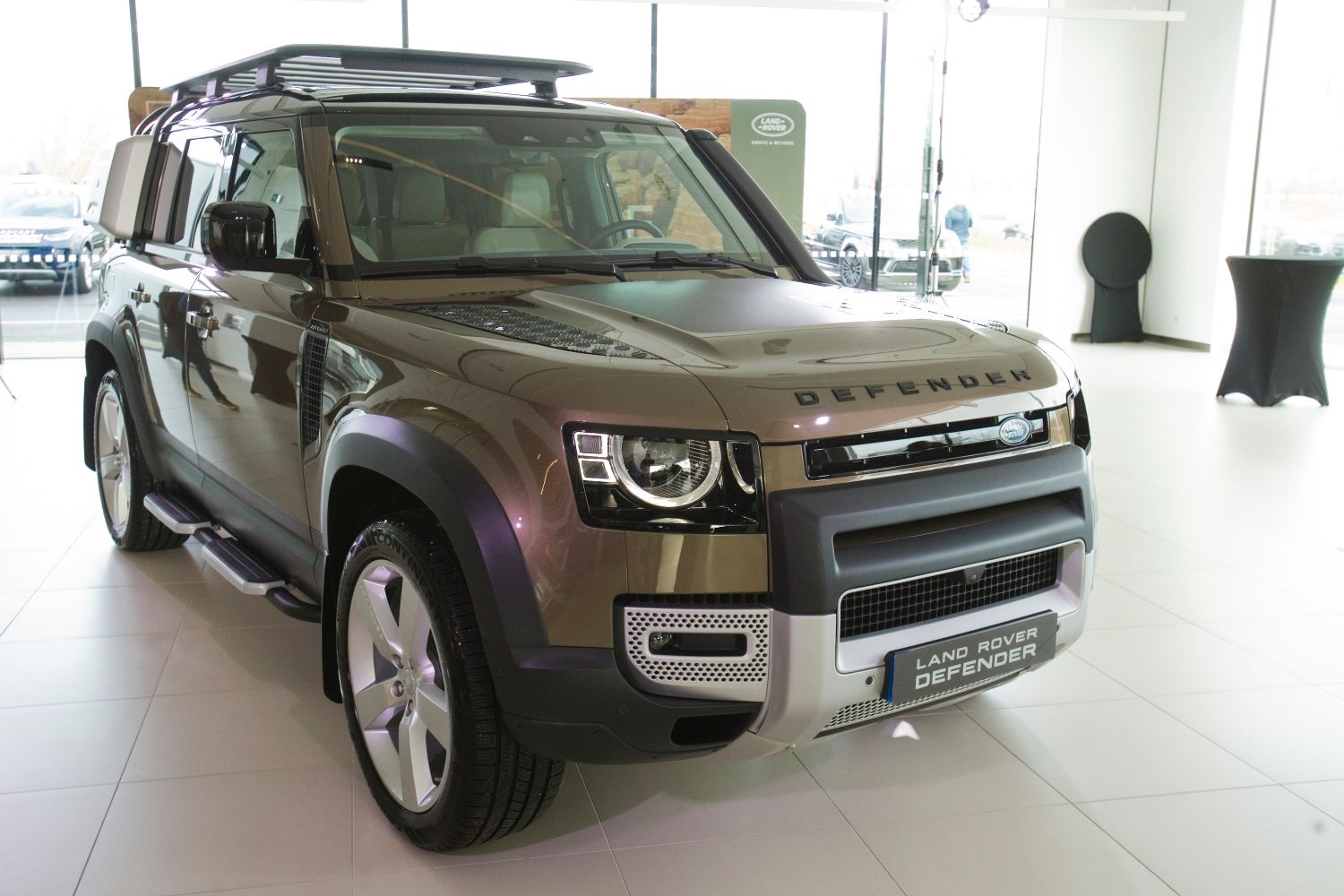 defender_predstavljanje1-171219