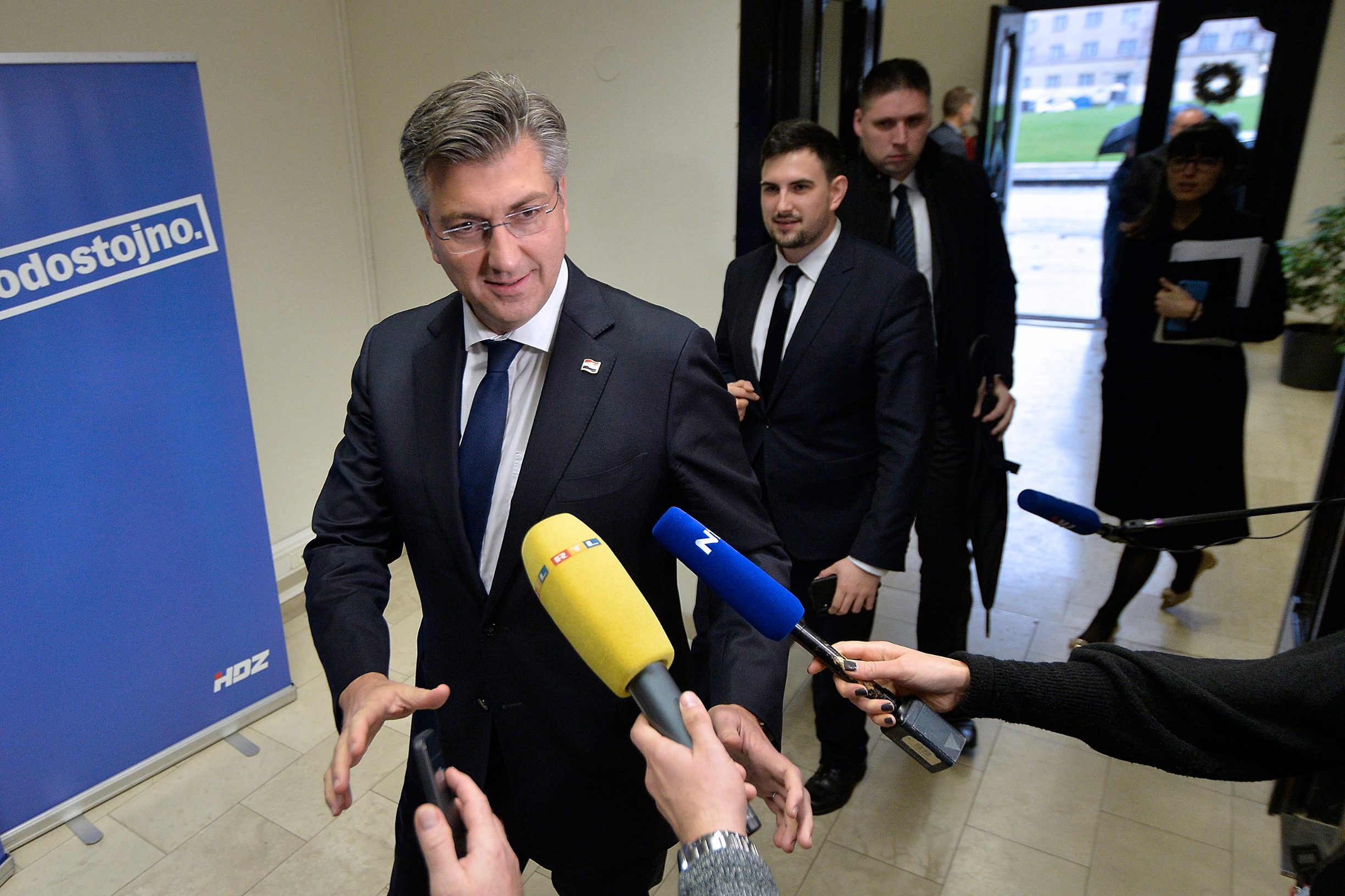 hdz_predsjednistvo07-021219