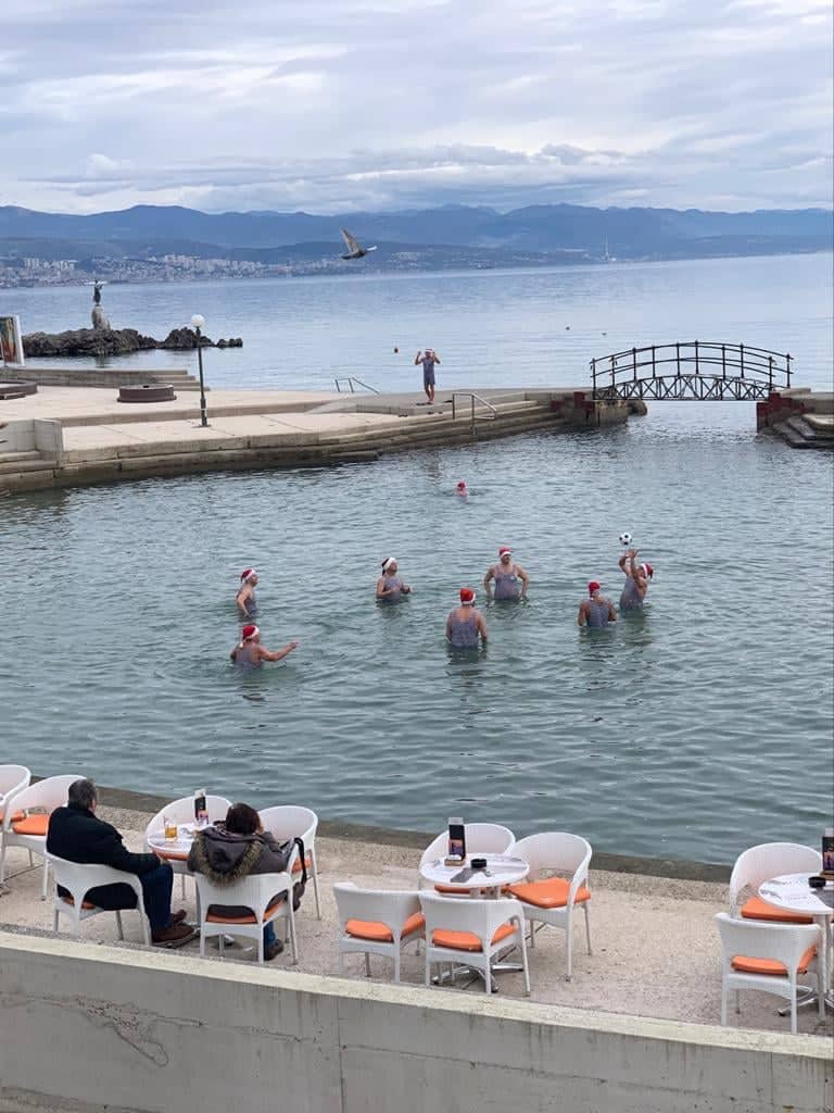 80560932_744030089458048_1598549336801673216_n