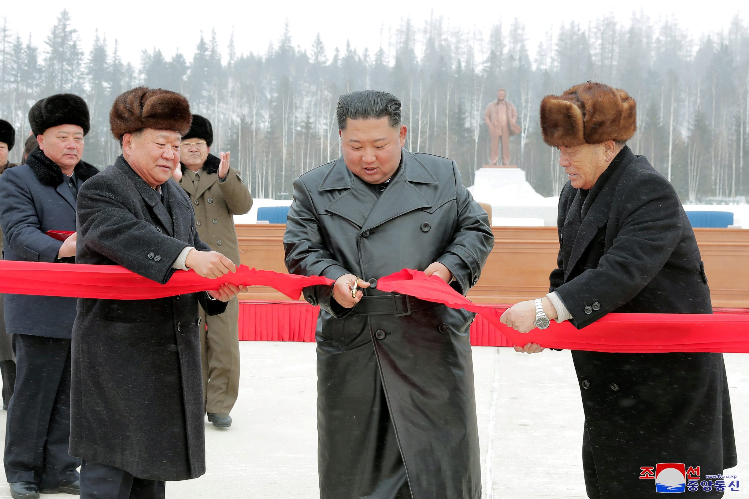 2019-12-03T061733Z_1932488591_RC2AND9ICADR_RTRMADP_3_NORTHKOREA-POLITICS