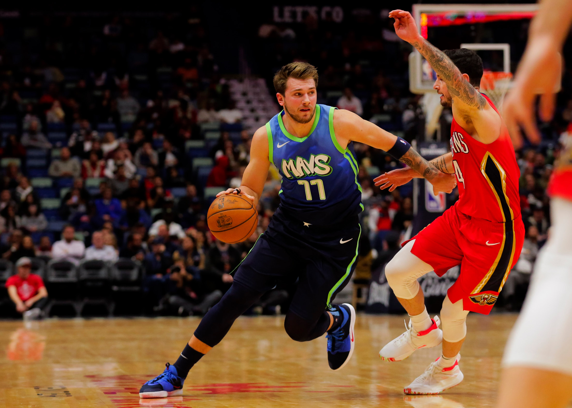 2019-12-04T012803Z_2004273251_NOCID_RTRMADP_3_NBA-DALLAS-MAVERICKS-AT-NEW-ORLEANS-PELICANS