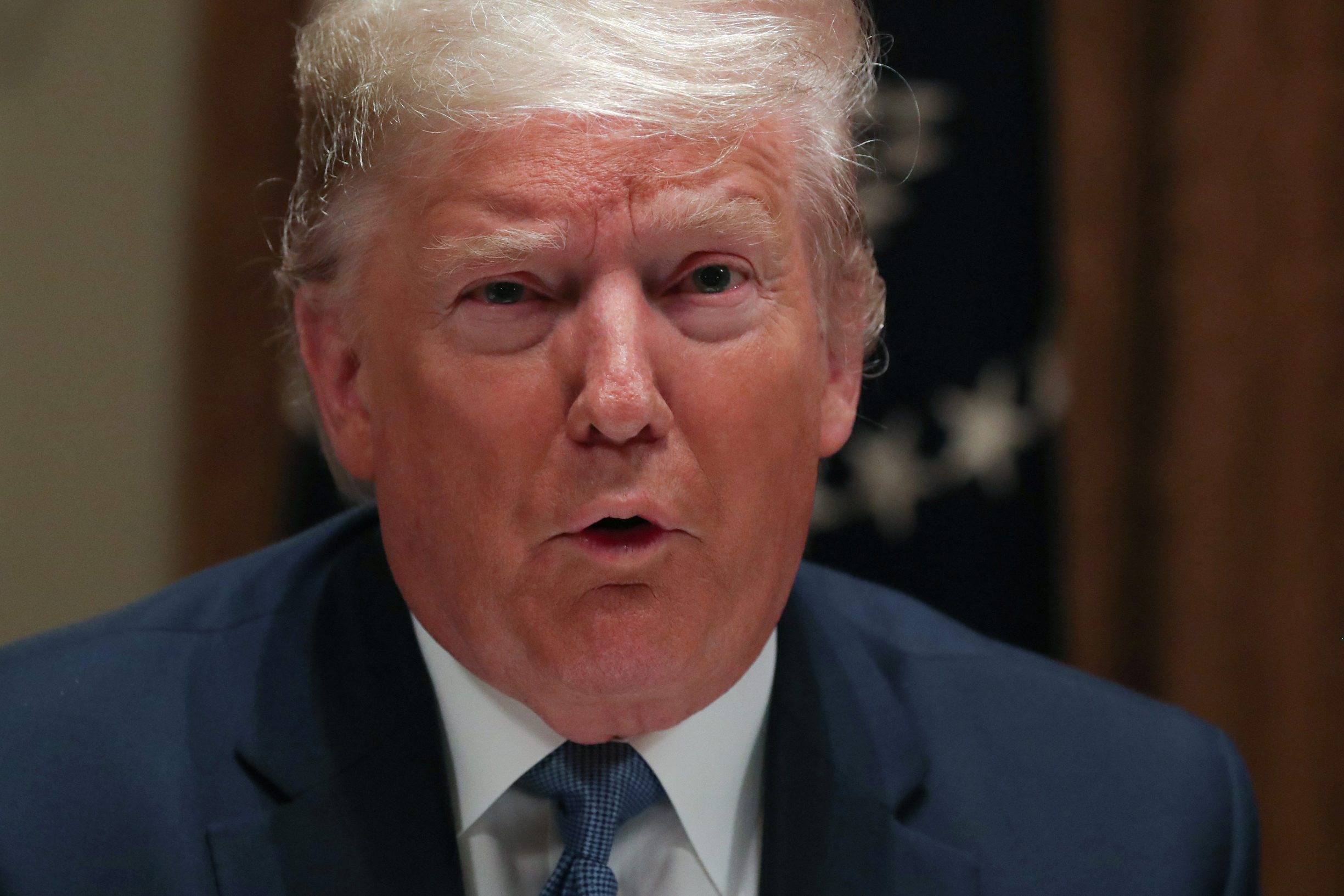 2019-12-05T190014Z_88150692_RC27PD9G56RQ_RTRMADP_3_USA-TRUMP