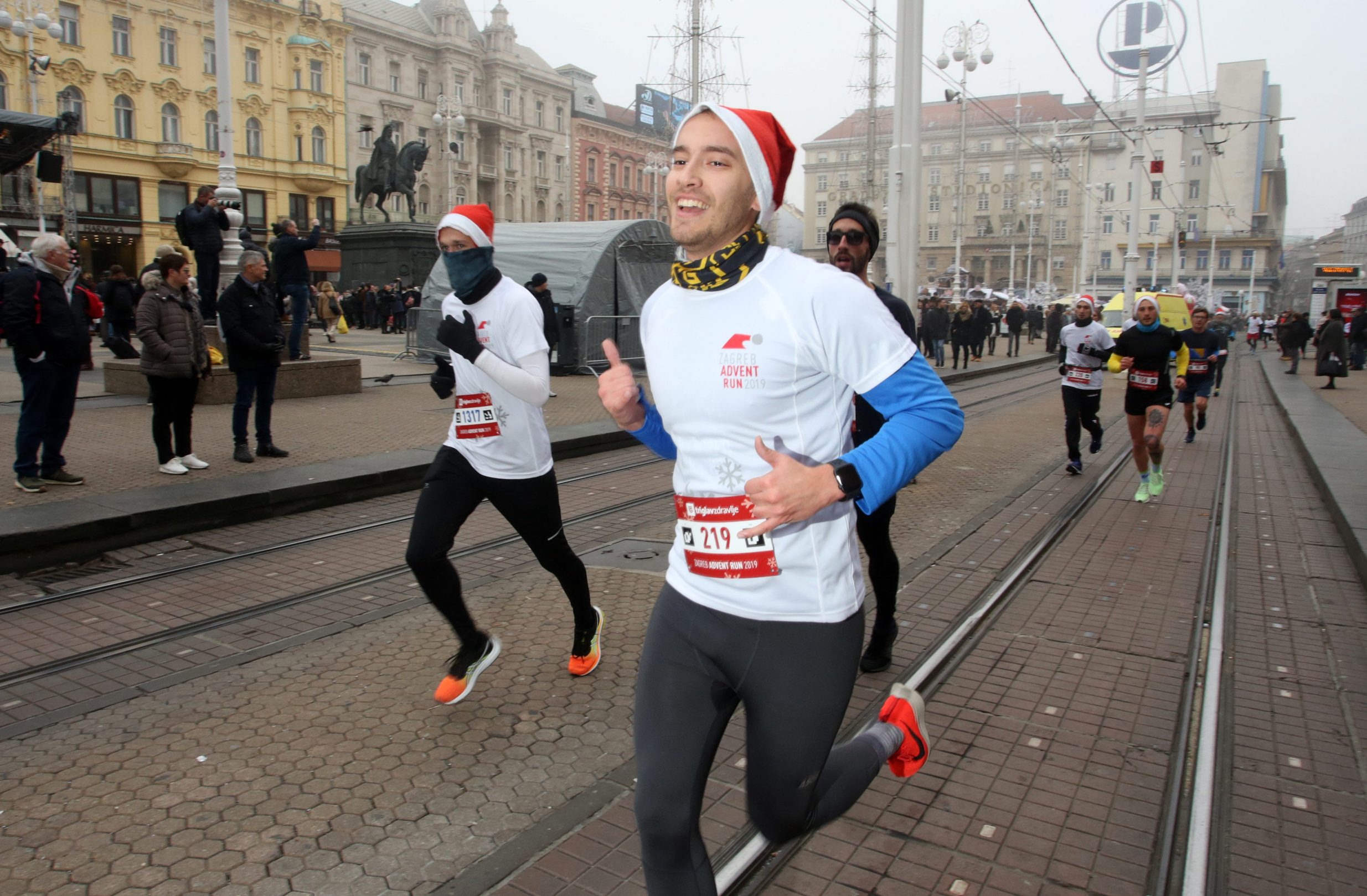 advent_run1-081219