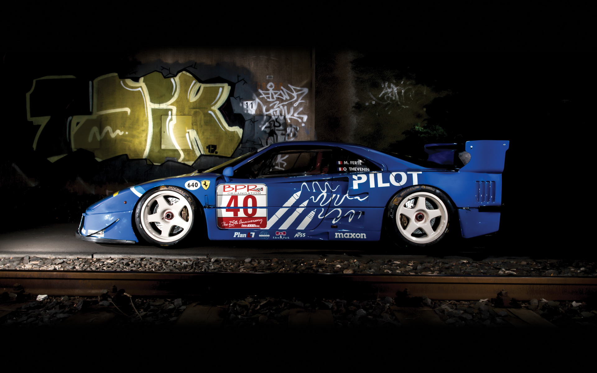 013557f7-1987-ferrari-f40-lm_41