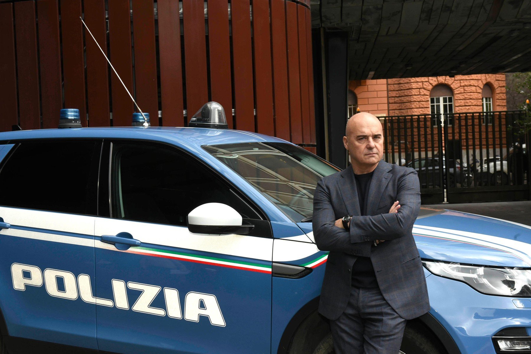 Luca Zingaretti glumi inspektora Montalbana