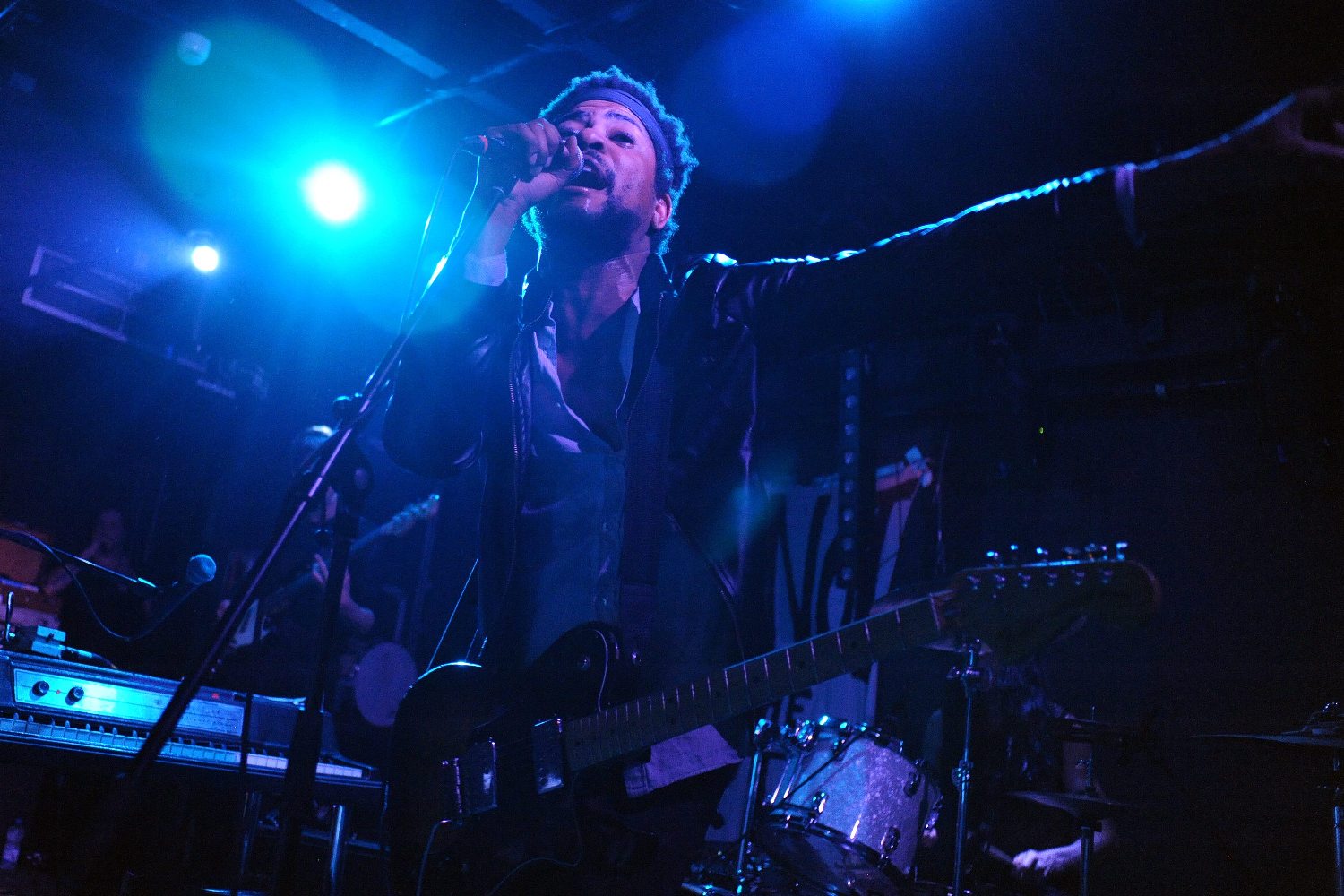 Koncert grupe Algiers u klubu Močvara