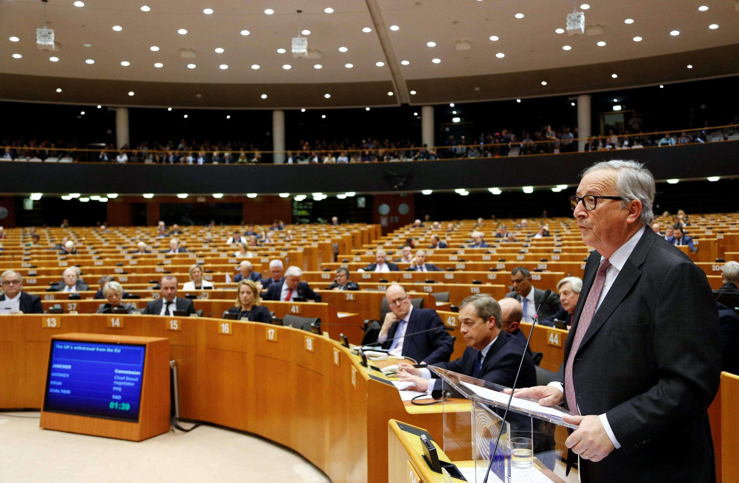 2019-01-30T153227Z_1901065953_RC17F5BDDE00_RTRMADP_3_BRITAIN-EU-JUNCKER