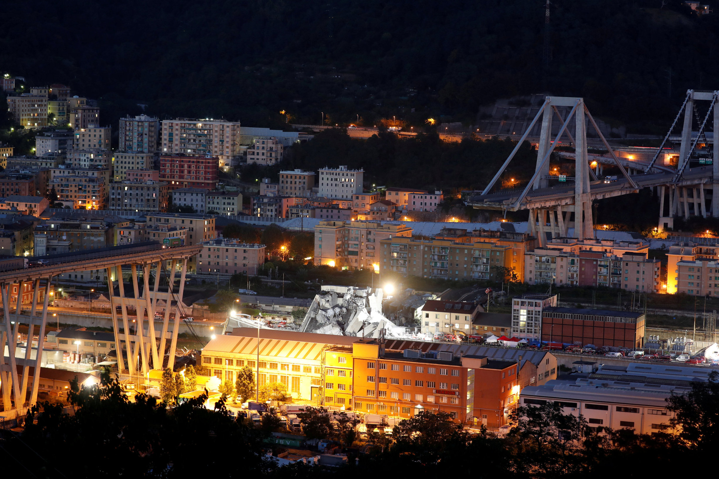 Genova, pogled na urušeni vijadukt Morandi