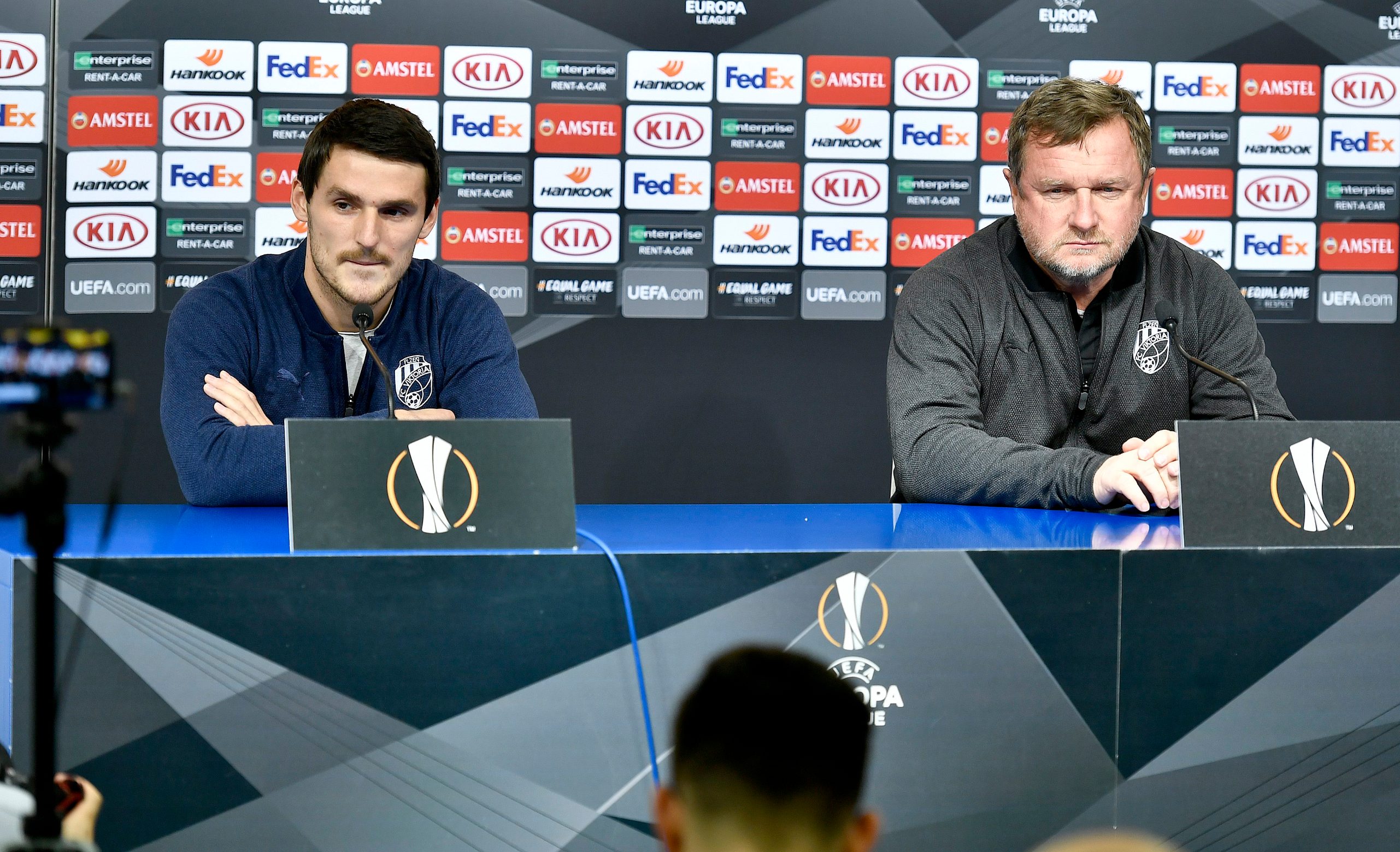 viktoria_press5-200219