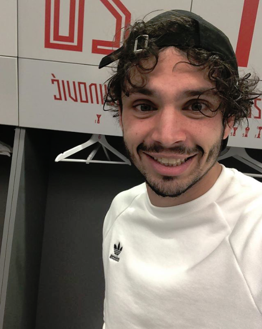 Filip Krovinović benfica svlačionica foto