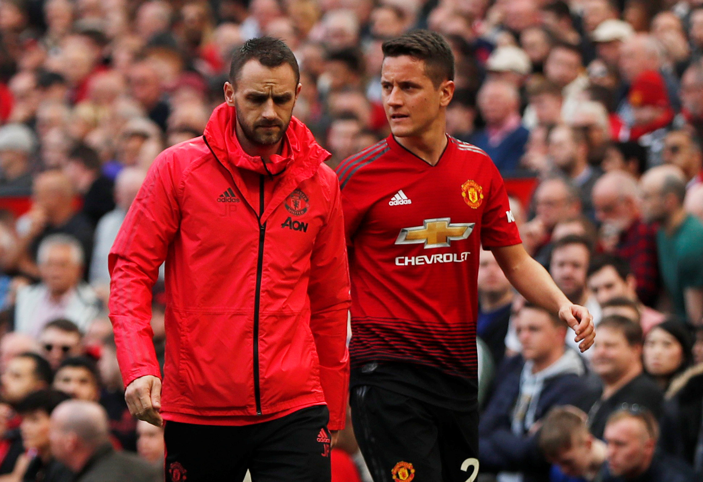 2019-02-24T142912Z_1934410469_RC1C8FEFDB00_RTRMADP_3_SOCCER-ENGLAND-MUN-LIV