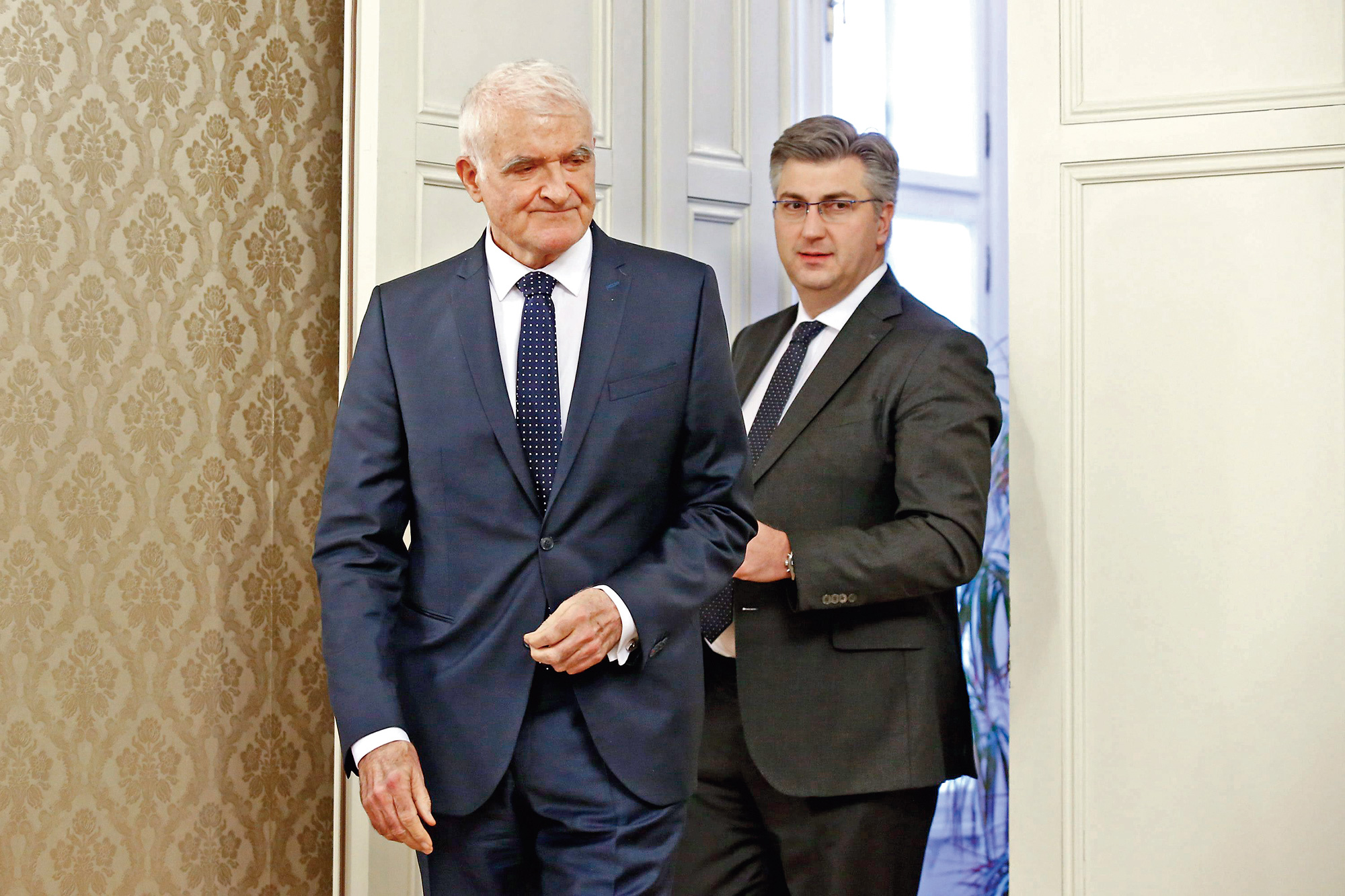 Na fotografiji: premijer Andrej Plenković i Zvonko Kusić, predsjednik HAZU