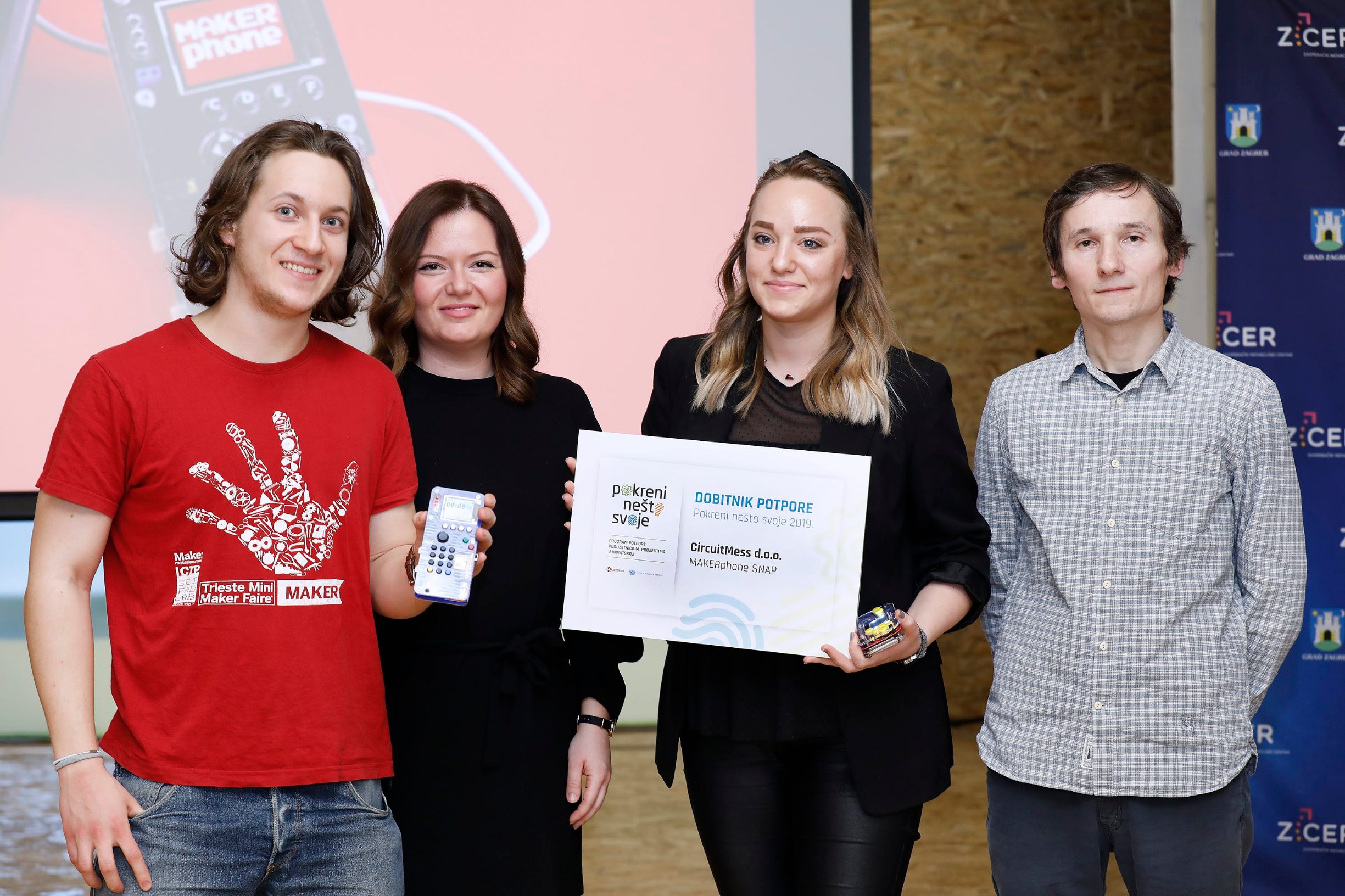 Albert Gajšak iz startupa CircuitMess na dodjeli potpora u sklopu programa Pokreni nešto svoje