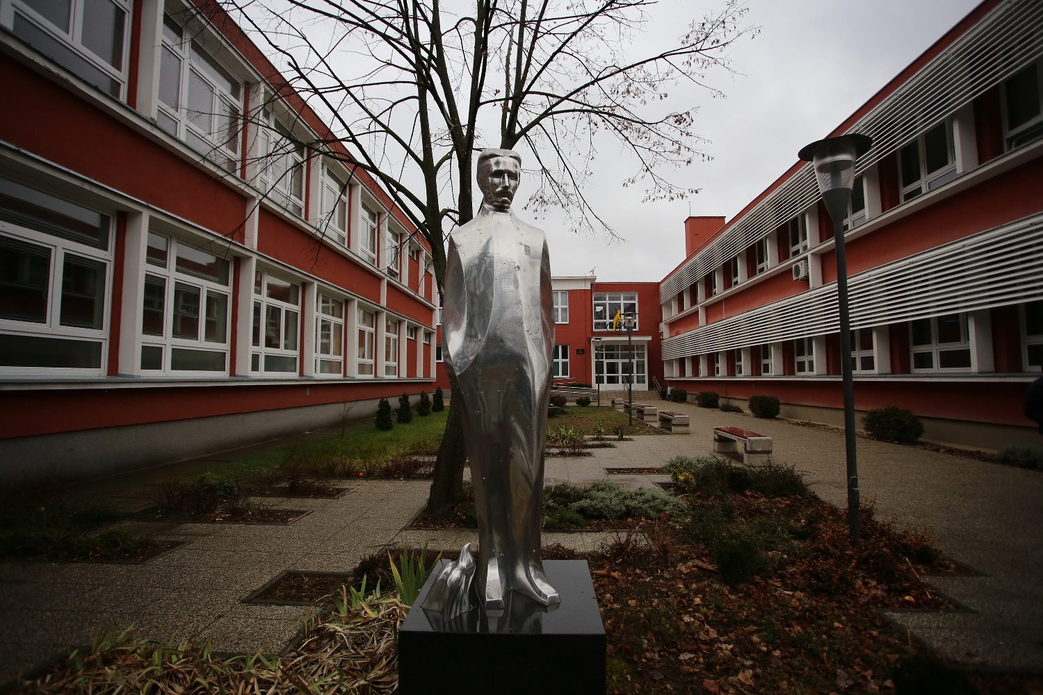 Srednja tehnička škola Nikola Tesla u Vukovaru