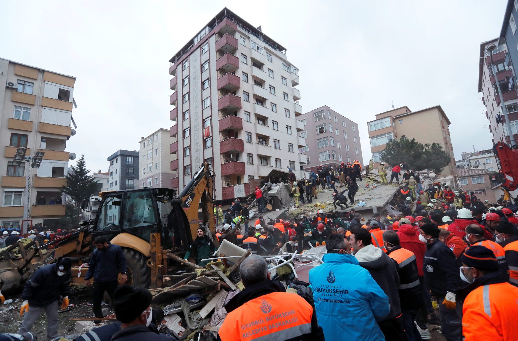 2019-02-06T151119Z_922238347_RC1F5AB40630_RTRMADP_3_TURKEY-BUILDING