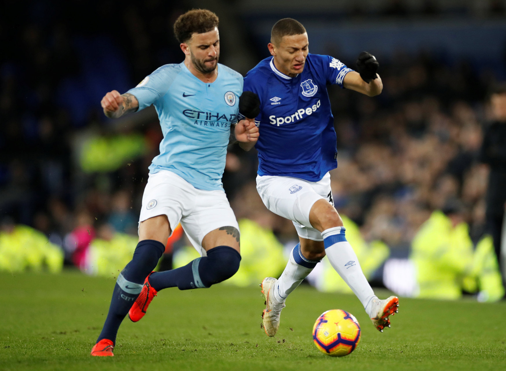 2019-02-06T213315Z_896958304_RC1CFAFC0BB0_RTRMADP_3_SOCCER-ENGLAND-EVE-MCI