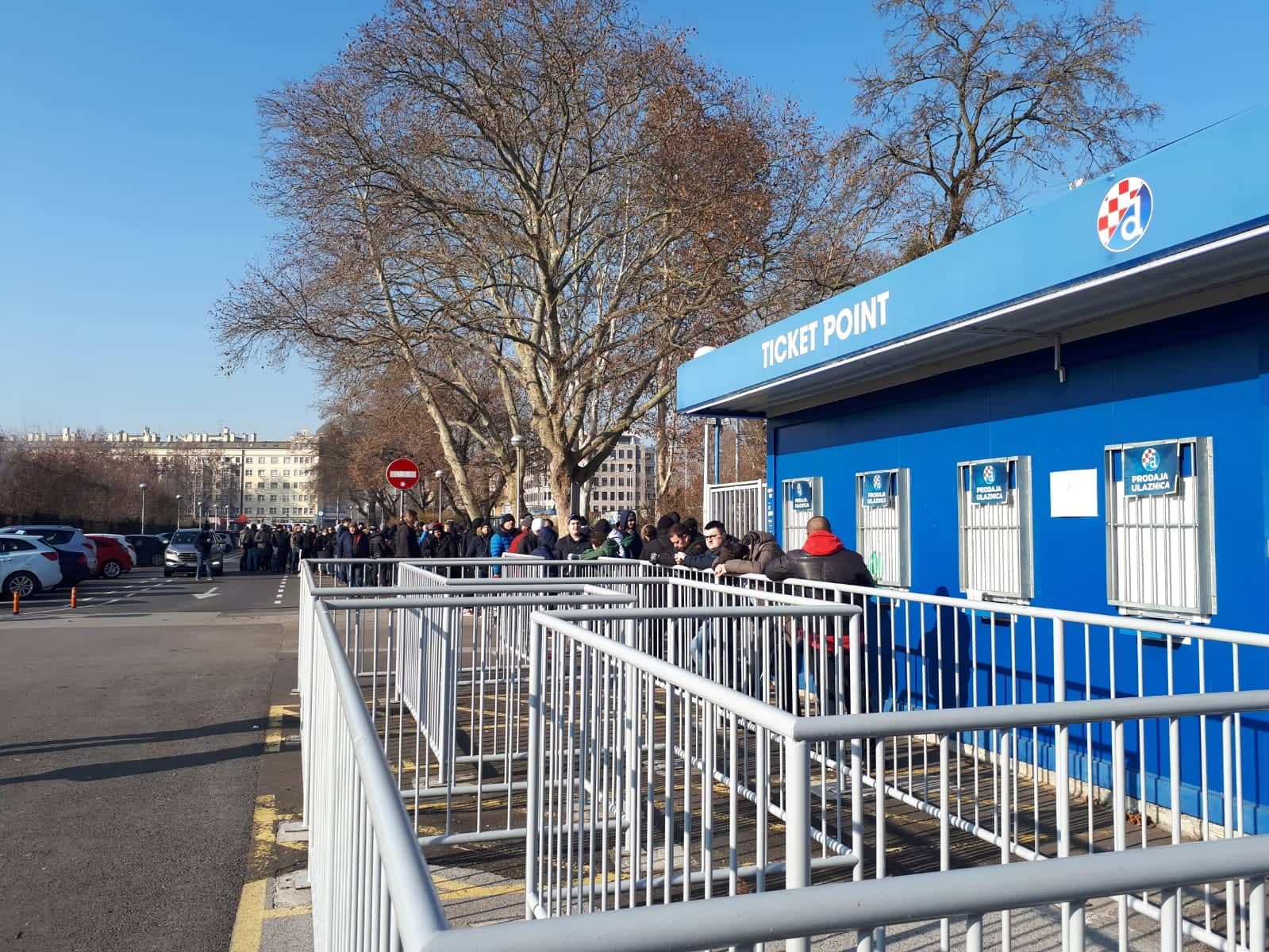 51419453_2232075500399549_3473475876320968704_n