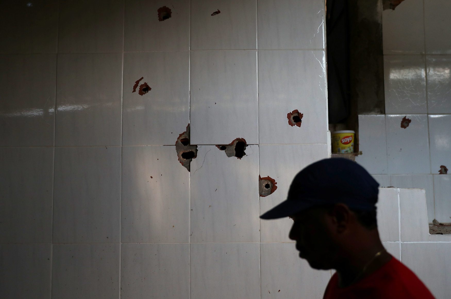 2019-02-08T185302Z_1200817022_RC16F0CA54E0_RTRMADP_3_BRAZIL-VIOLENCE