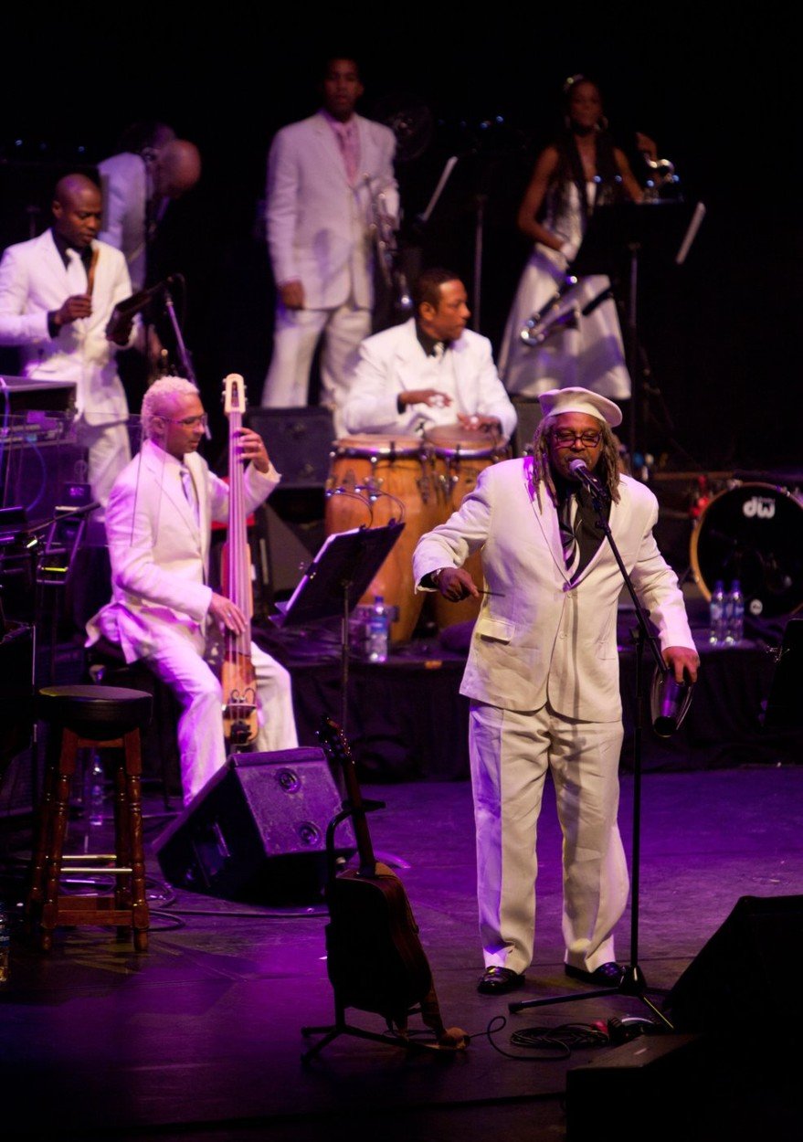 Juan de Marcos González i Afro-Cuban All Stars