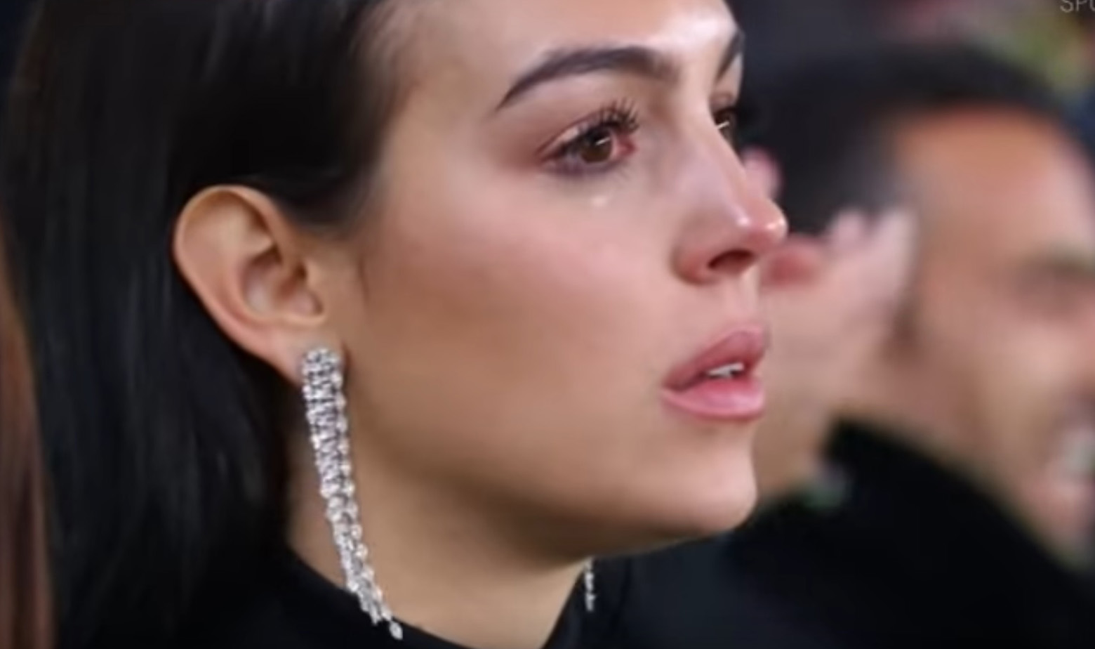 Georgina Rodriguez plače