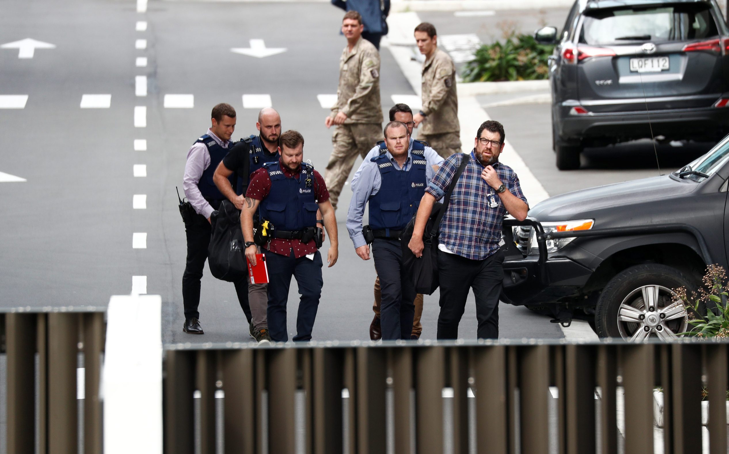 2019-03-15T223105Z_1834517354_RC1FBF772B00_RTRMADP_3_NEWZEALAND-SHOOTOUT