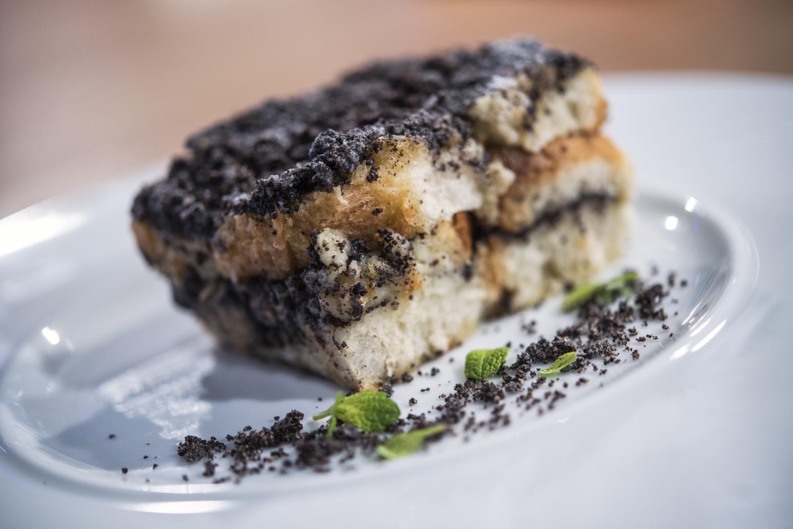 265c68fa-b366-4840-b7f0-59d1d2d44737.bin