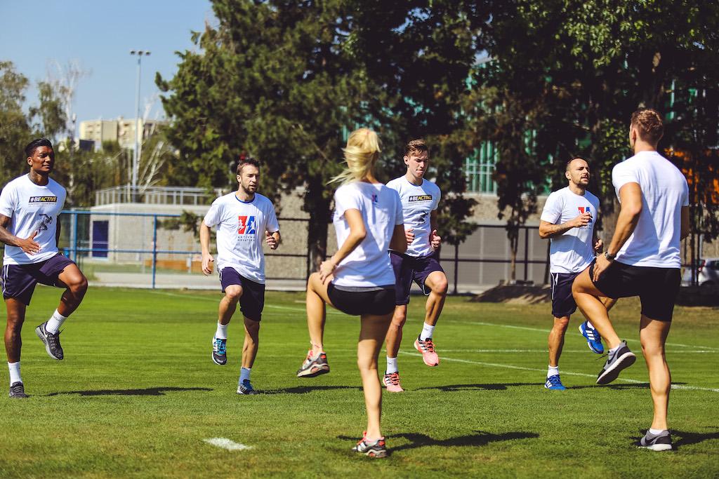 c2ca3f8f-ec47-48d6-9d1b-ddff7fc46646.bin