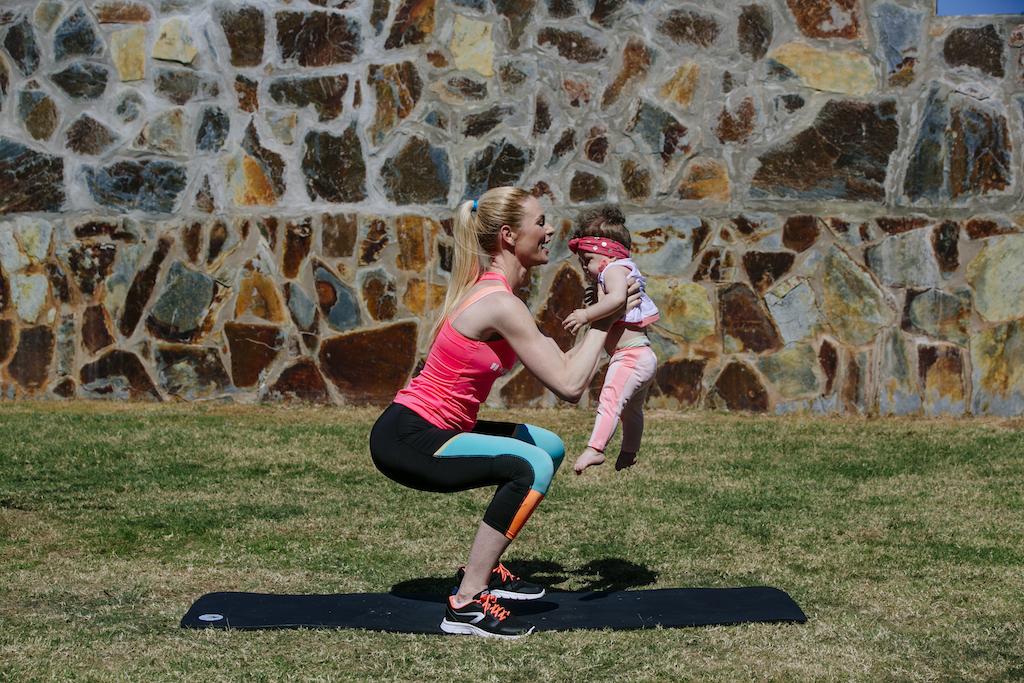 Mudro, Iris je u vježbanje uključila i svoju kćer.