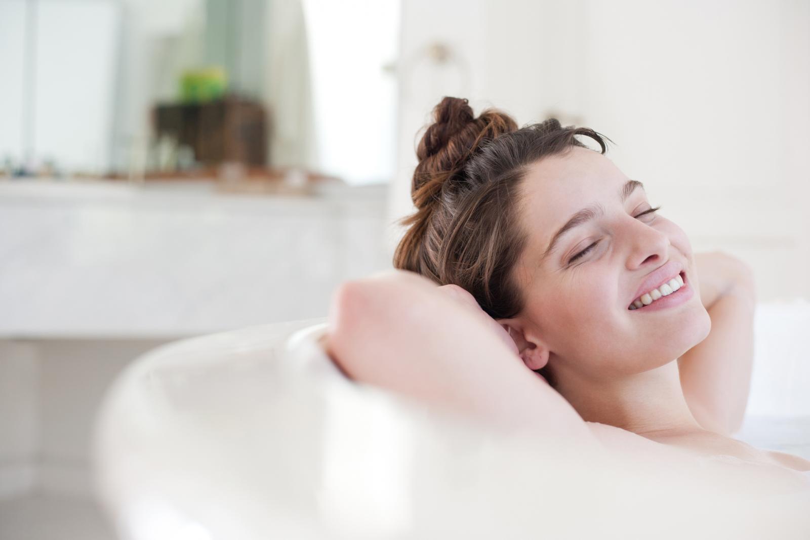 Jedemo je sirovu, kuhanu i pečenu, dodajemo kolačima, salatama i od nje radimo ocat, no jeste li se ikad zajedno kupali?