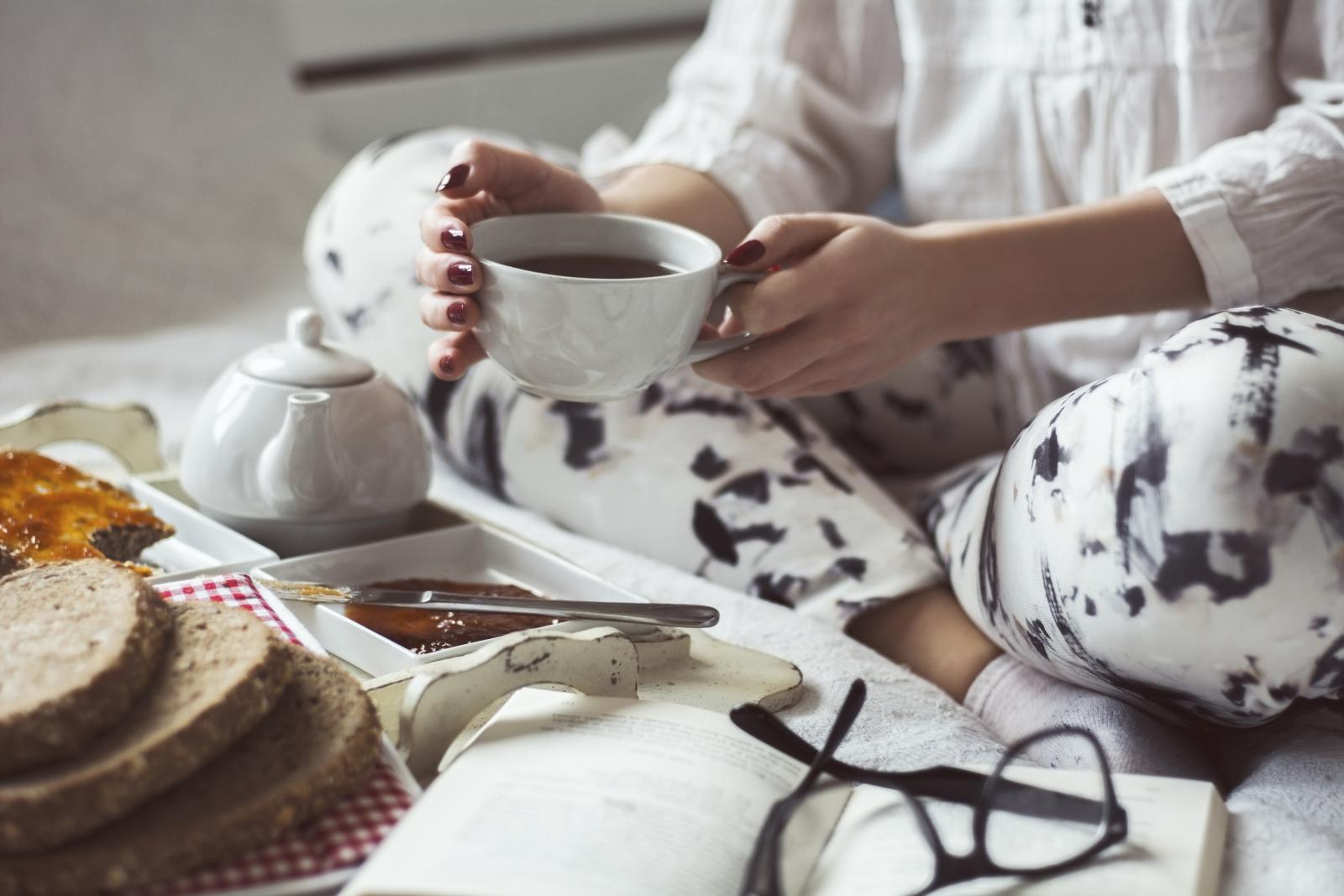 Čaj se, ako niste znali, treba piti da bismo ostali zdravi, a ne tek kad obolimo... 