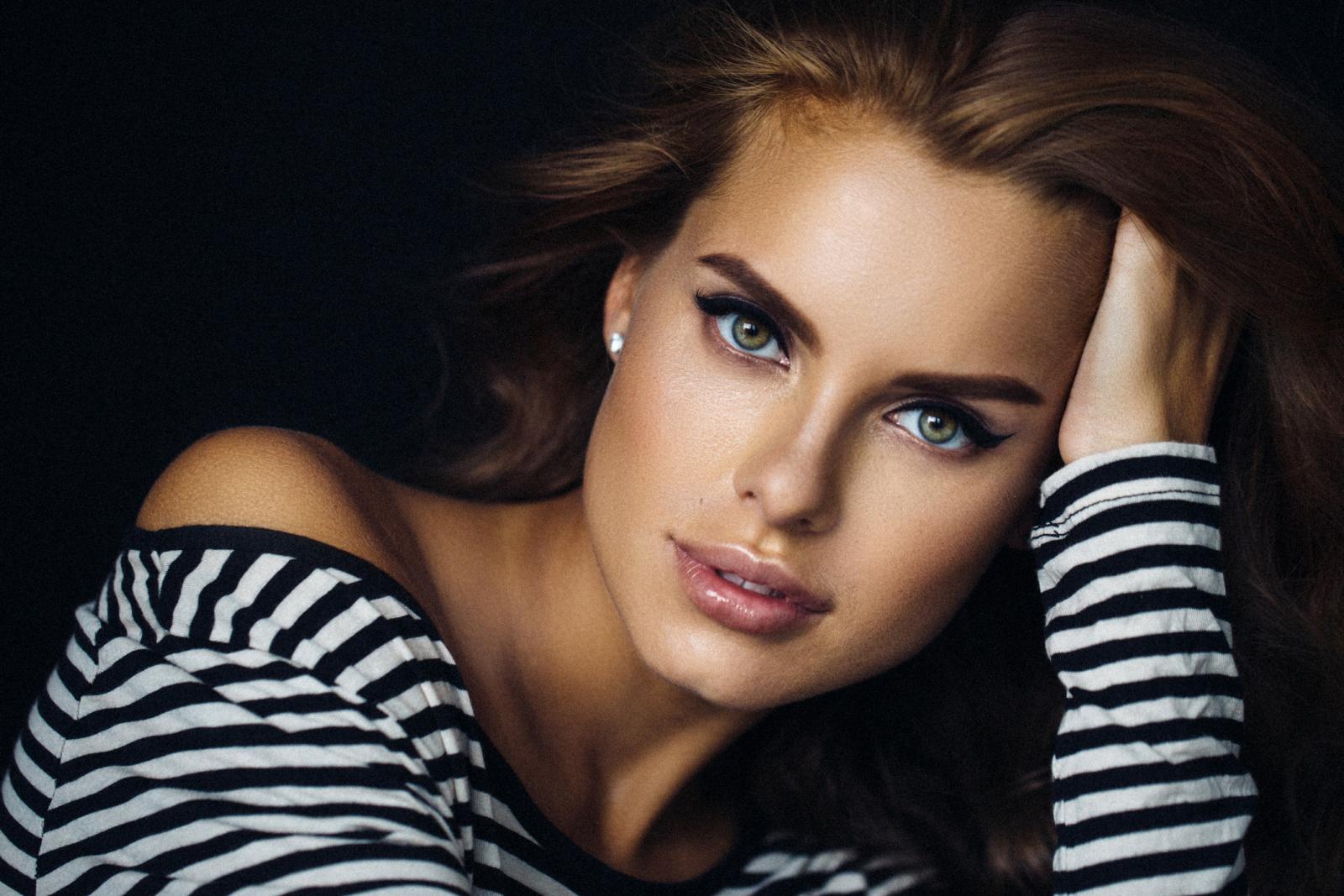 Ako još i volite crveni ruž, na dobrom ste putu da vas primijeti gotovo svaki muškarac...