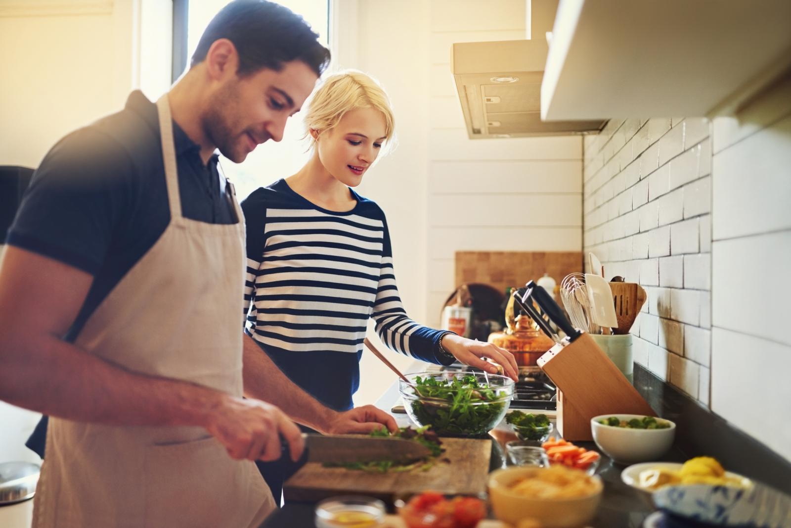 Jeste li znali da će nož biti oštriji ako njime nekoliko puta prerežete sirovi krumpir? 
