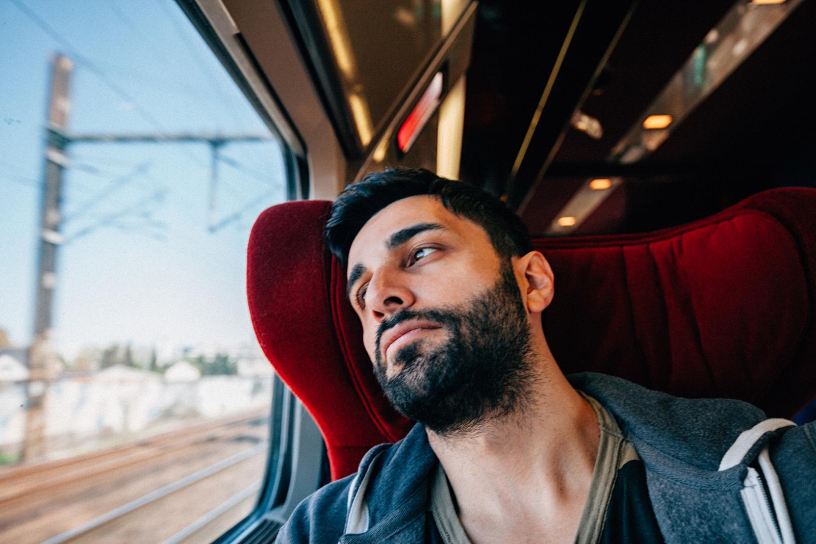 Ispuni anketu i osvoji dar! 