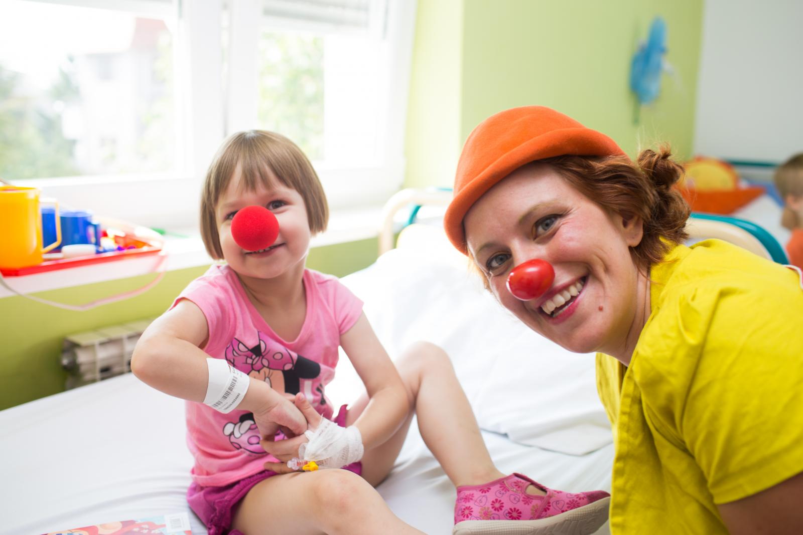 Prvi susret s djecom bila im je čista šumeća tableta radosti.