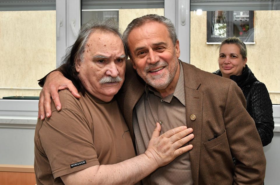 54435767_2275647986011822_2774825215706791936_n