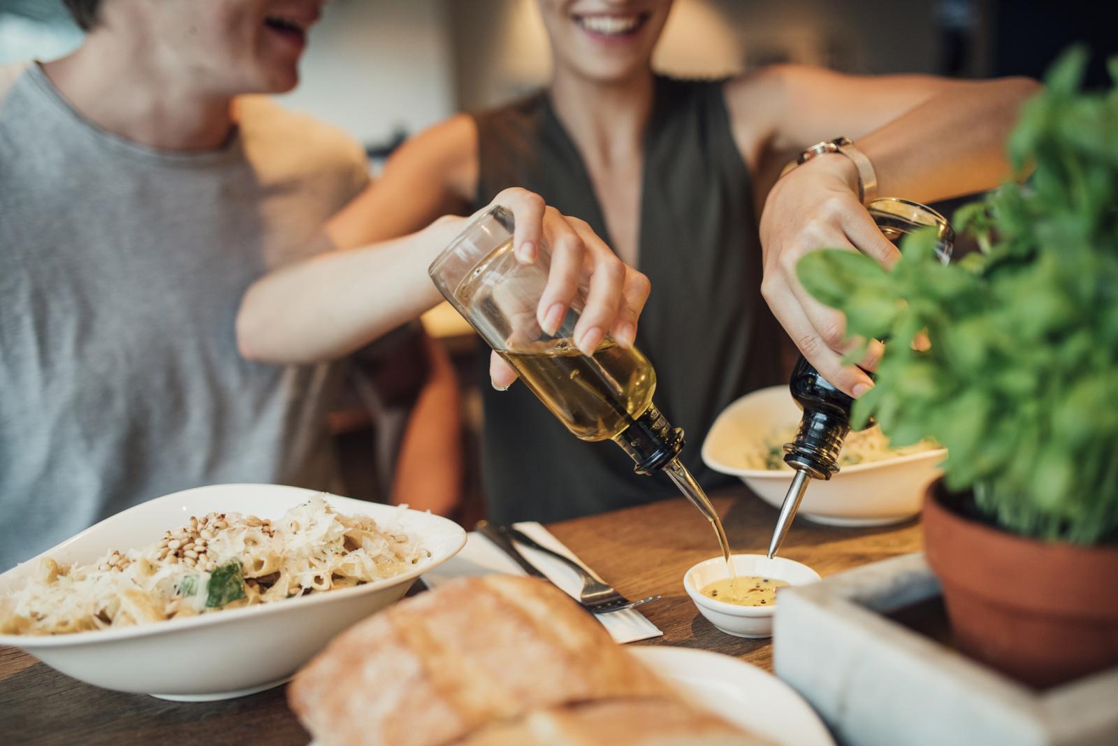 Bosiljak se u narodnoj medicini koristi u liječenju glavobolje, kašlja i bubrežnih bolesti.
