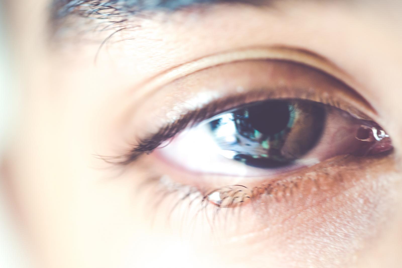 Ovaj zahvat u mnogočemu poboljšava kvalitetu života pacijenata te ukida ili znatno smanjuje potrebu za kapanjem očiju.