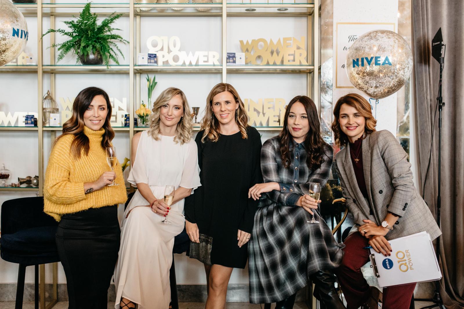 Lana Klingor Mihić, fotografkinja Mara Bratoš, Anita Bogataj Melihen – predstavnica tvrtke Beiersdorf, dizajnerica Loreta Gudelj, Doris Pinčić Rogoznica.