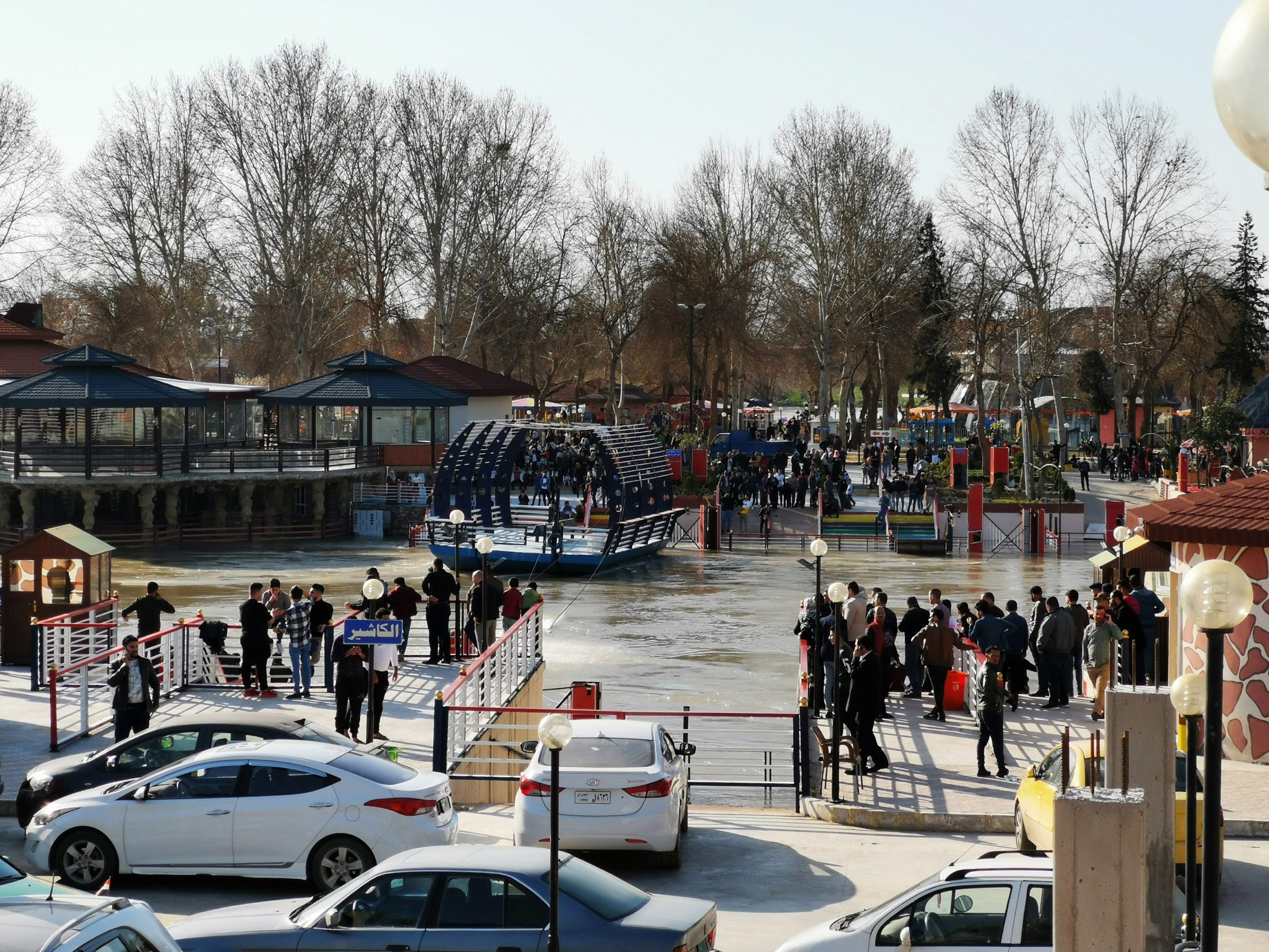 2019-03-21T155231Z_216930174_RC1C5FB80500_RTRMADP_3_IRAQ-FERRY