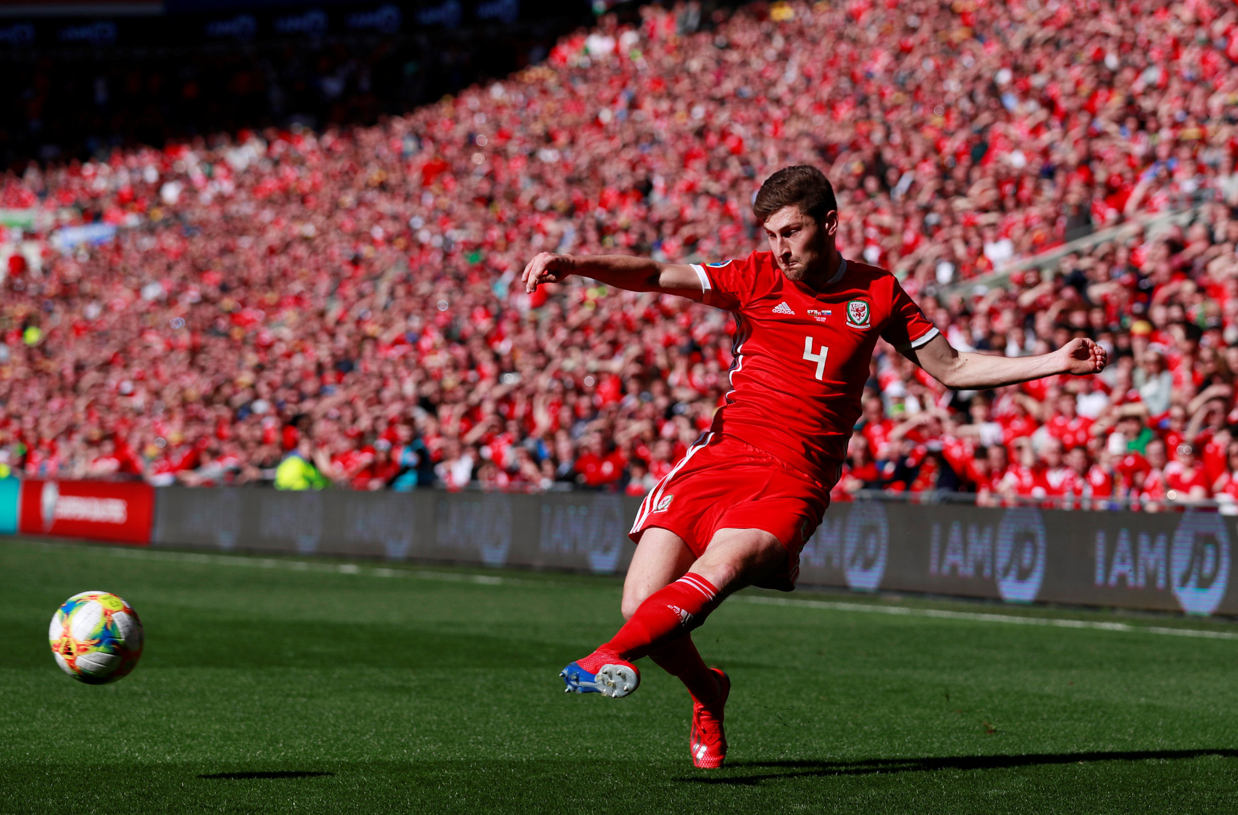 2019-03-24T143607Z_452027683_RC18A6F86B10_RTRMADP_3_SOCCER-EURO-WAL-SVK