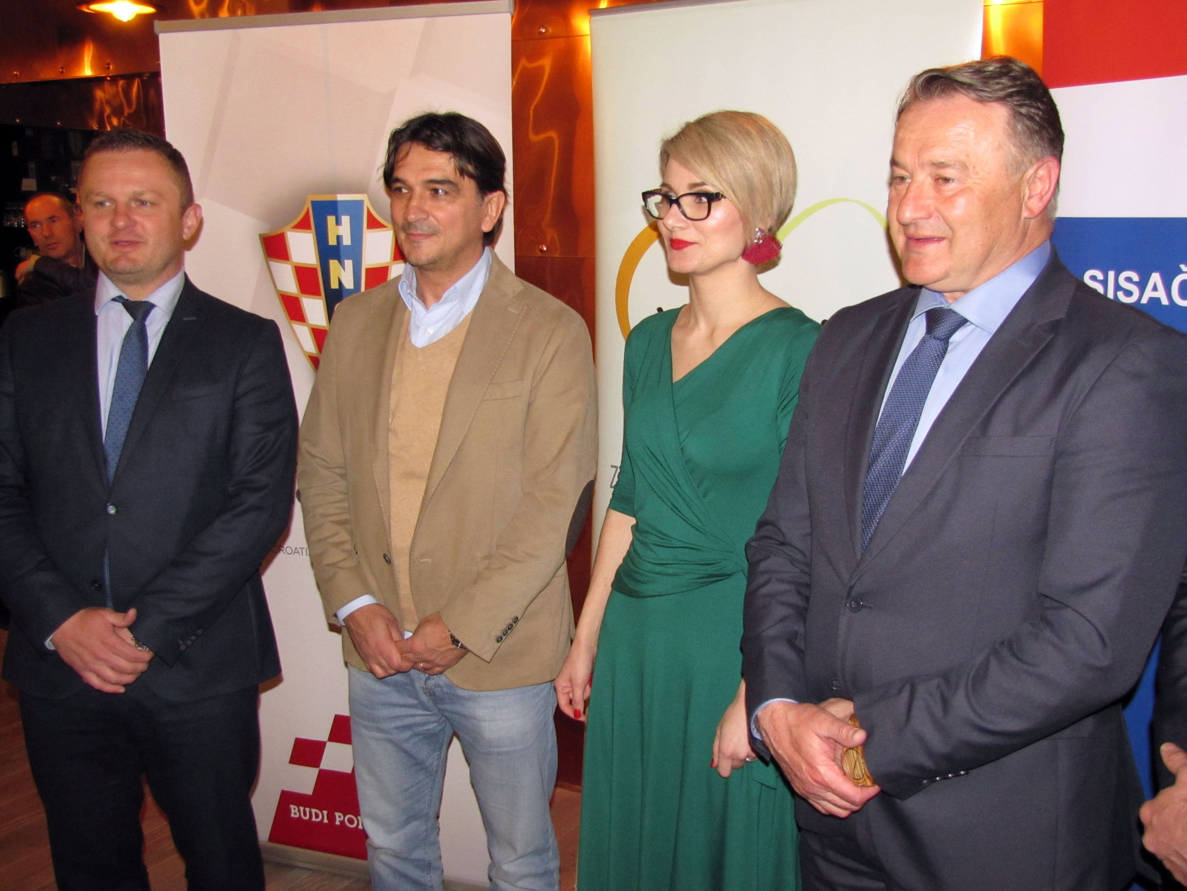 Sisak Zlatko Dalic  i zaklada Viktorija3 260319