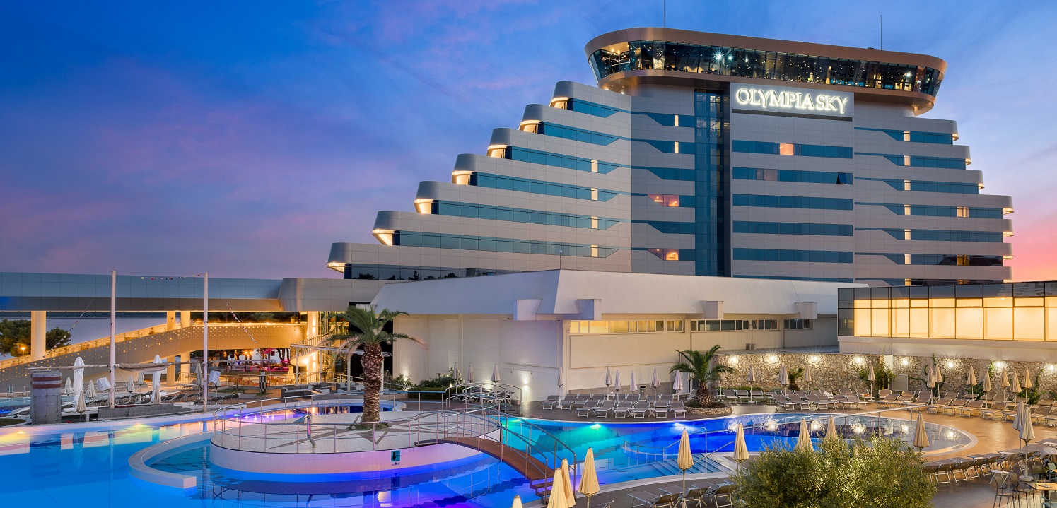 Prijavite se! Možda baš vi doživite ovaj čaroban hotel.