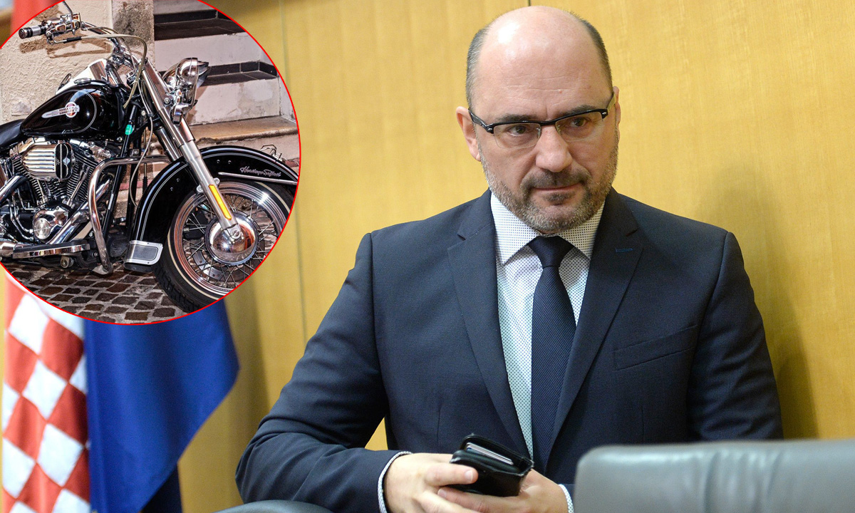 Milijan Brkić i ilustracija motocikla Harley-Davidson